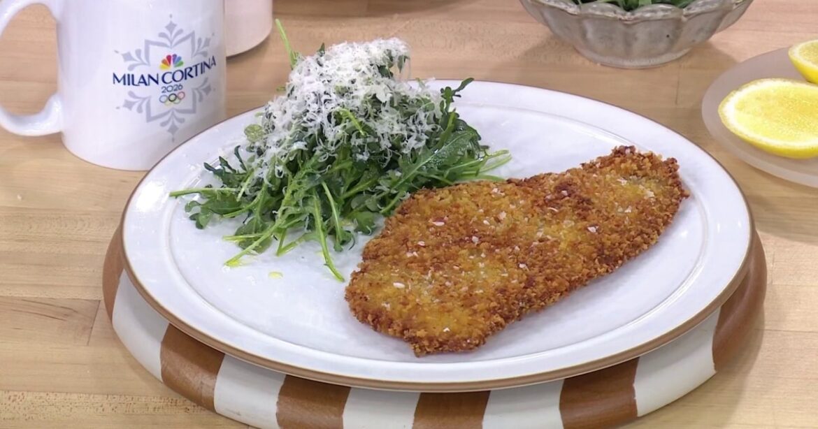 Chicken Milanese with arugula salad: Get the recipe! Chicken Milanese with arugula salad: Get the recipe!