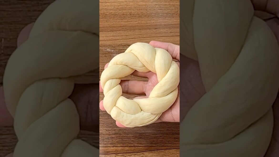 The legendary Turkish SIMIT recipe The legendary Turkish SIMIT recipe