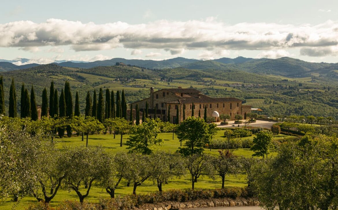 Spring 2025 in Tuscany: The Anticipated Reopening of The Club House and Hotel Le Fontanelle