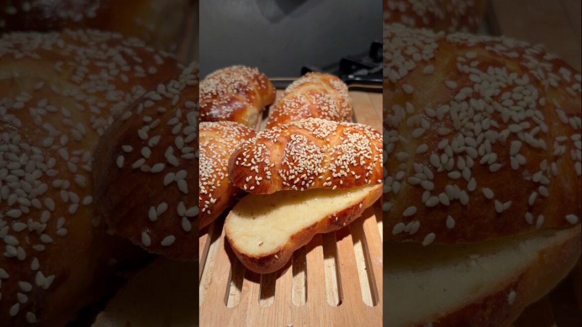 Mini challah ❤️❤️ check description for recipe and my channel for full videos