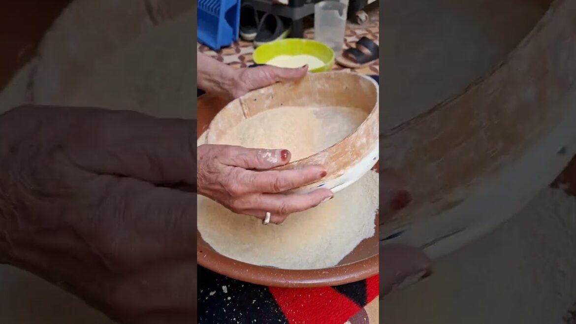 “Authentic Moroccan Couscous Recipe – A Traditional North African Dish Loved in America”