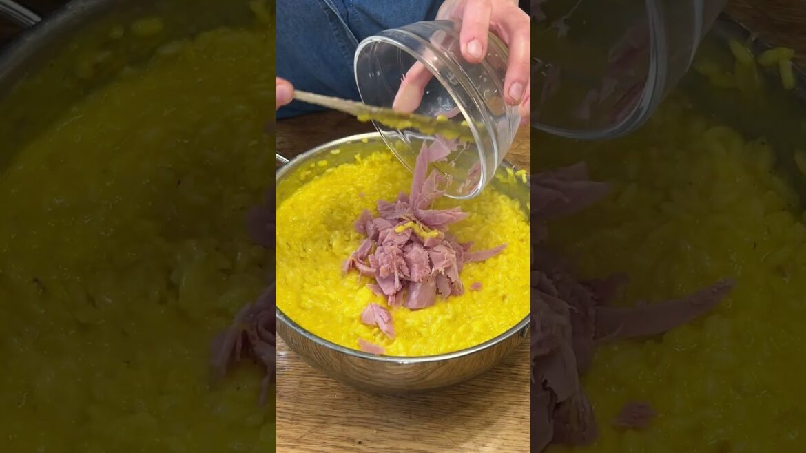 Riso al forno allo zafferano con prosciutto e formaggio #ilcaldosaporedelsud Riso al forno allo zafferano con prosciutto e formaggio #ilcaldosaporedelsud