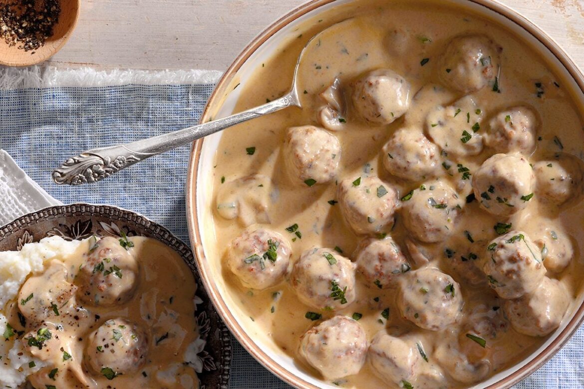 Our Pros Found the Best Frozen Meatballs at the Grocery Store Our Pros Found the Best Frozen Meatballs at the Grocery Store