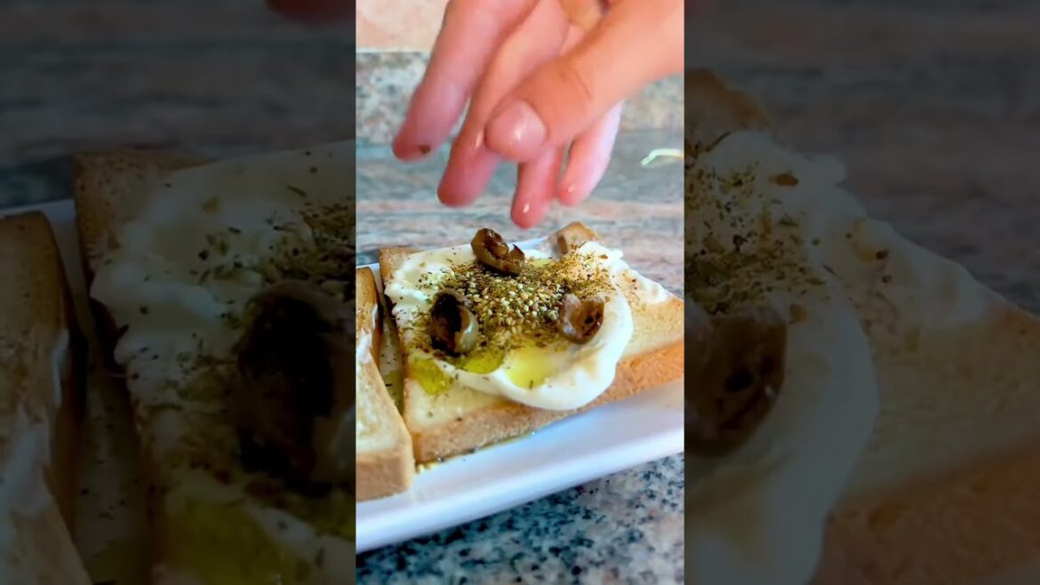 Delicious Labneh Toast Recipe with Zaatar #arabfood #lebanesefood