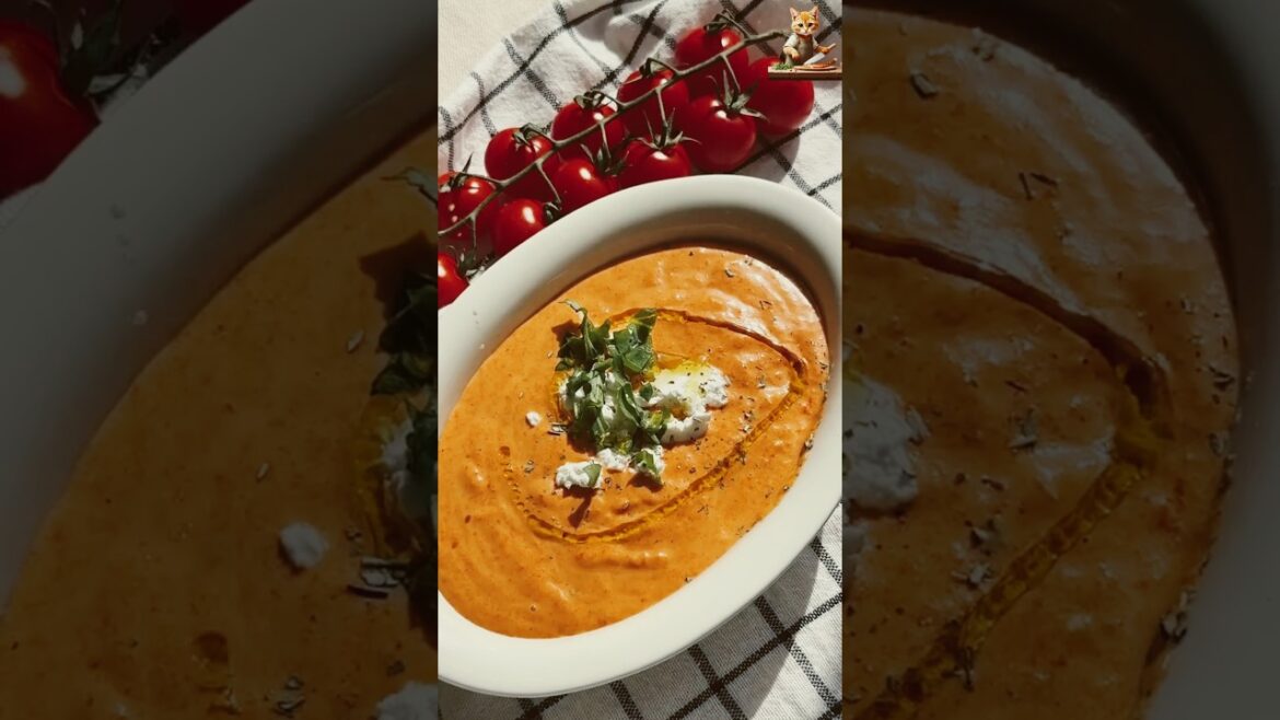 Хтипити.  Греческий соус-дип из перца и сыра фета. Khtipiti. Sauce made from pepper and feta cheese.