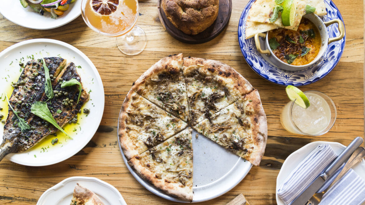 Dinner is a breeze with family meals from the best restaurants in Chicago Dinner is a breeze with family meals from the best restaurants in Chicago