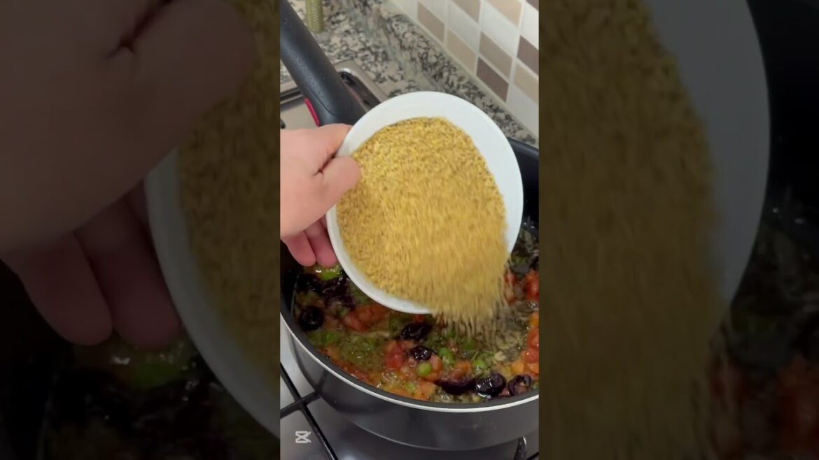 Bulgur pilavı ama farklı bir lezzet #keşfet #tarif #pratiktatlitarifleri #keşfetbeniöneçıkar #recipe