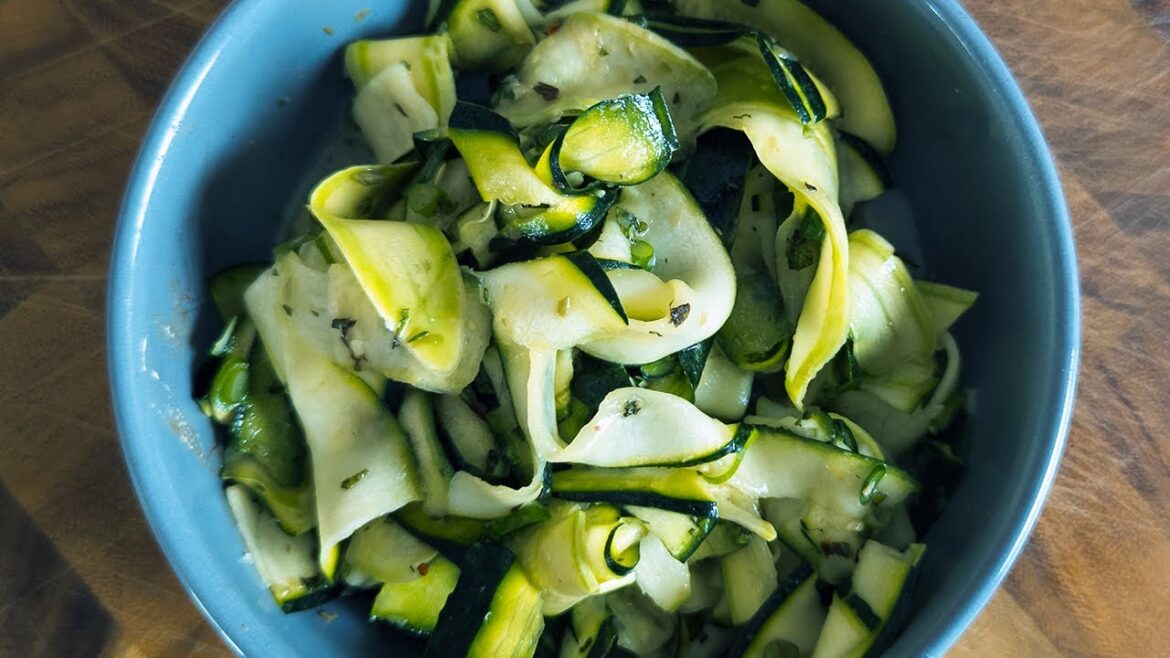 Best Raw Zucchini Recipes (This Seasoning Technique Works on All Veggies) Best Raw Zucchini Recipes (This Seasoning Technique Works on All Veggies)