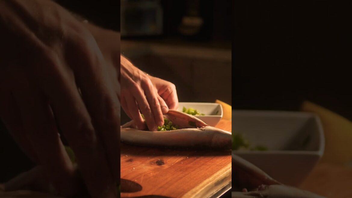 Mackerel Stuffed With Scallions and Oregano #mediterranean #cookingvideo #mackerel #superfoods