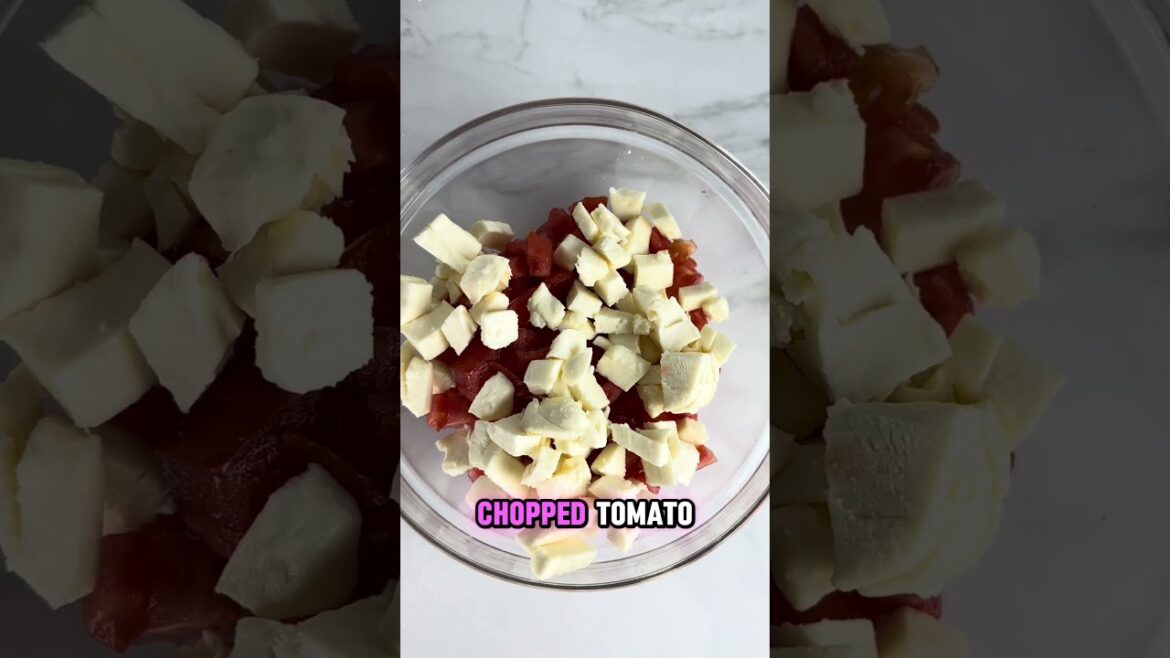 Caprese Bruschetta (Bruschetta with Mozzarella Recipe) Caprese Bruschetta (Bruschetta with Mozzarella Recipe)