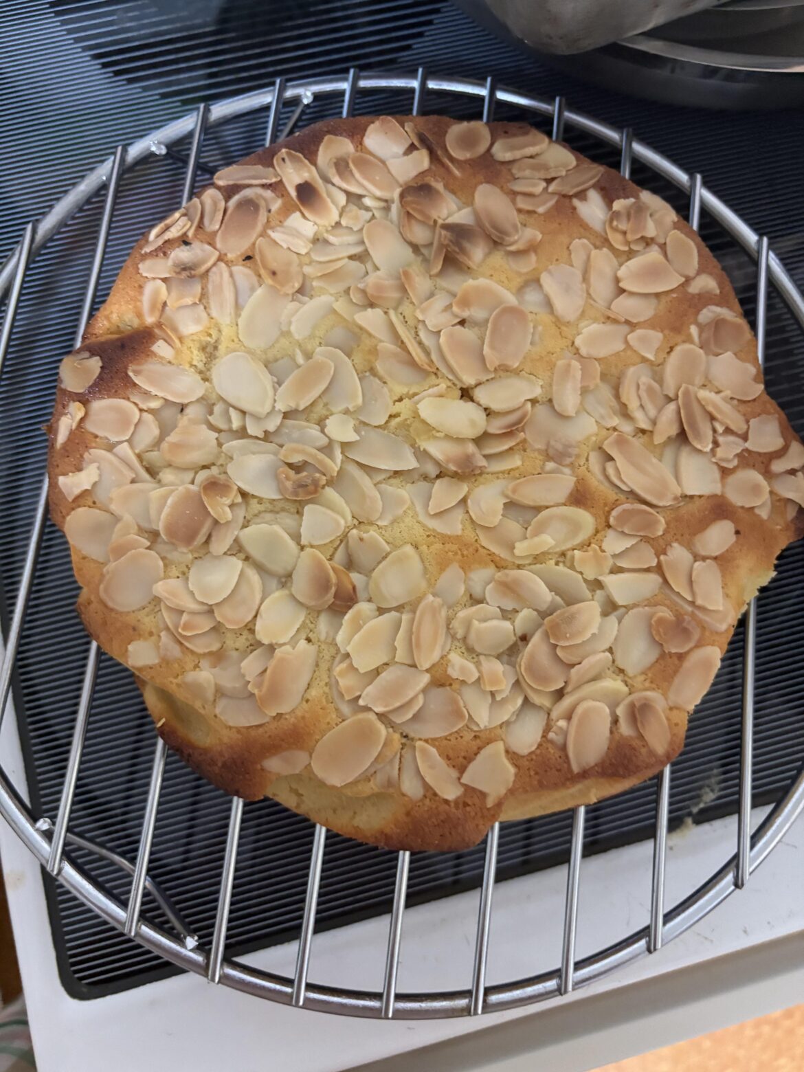 My favourite cake to make until it went viral on reddit for being ugly made it again for the first time since