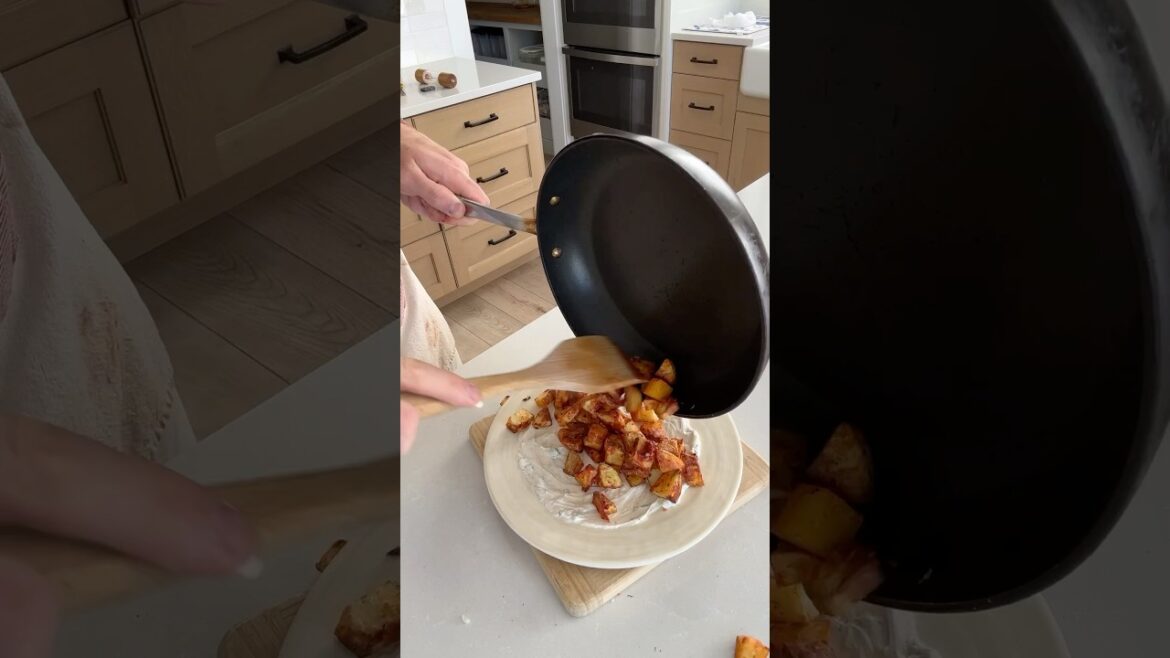 Batata Harra #lebanon #lebanesecuisine #potato #spicyfood #food #middleeasterncuisine