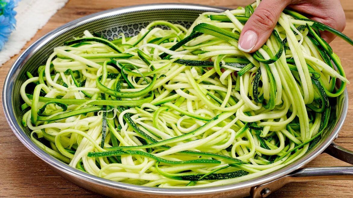 Zucchini that drives everyone crazy! The best zucchini recipe! What could be tastier? Zucchini that drives everyone crazy! The best zucchini recipe! What could be tastier?