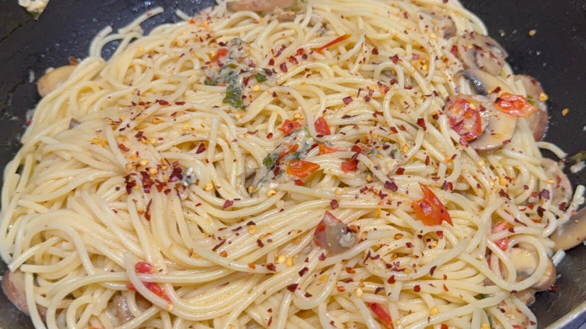 How to Make An Easy Roasted Garlic and Mushroom Pasta with fresh Basil from our Garden!