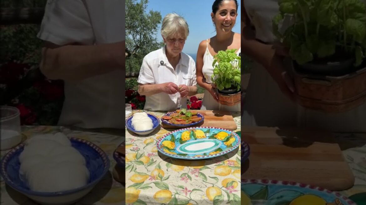 How to make: Caprese Salad How to make: Caprese Salad