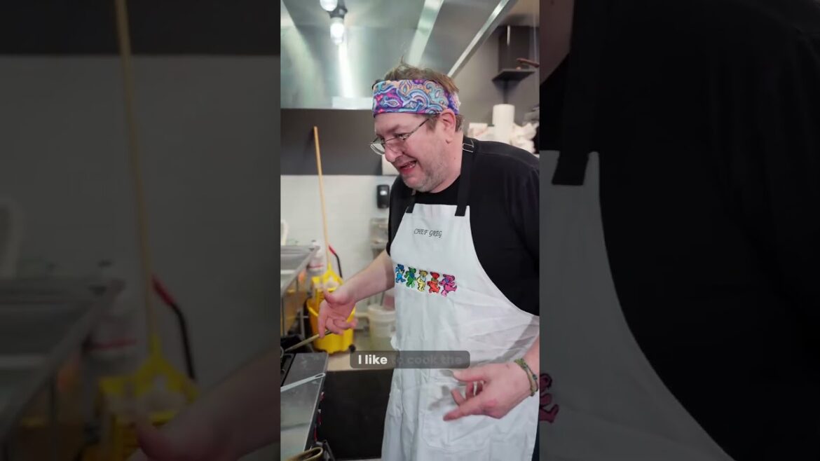 How to Make Quick & Creamy Risotto in Just 10 Minutes! #QuickDinner #ItalianFood