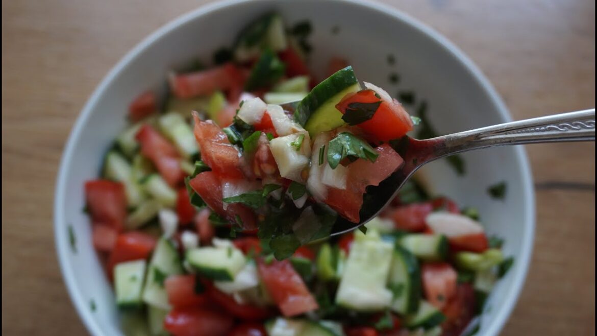 So einfach, so gut: Türkischer Çoban Salatası – Sommer auf dem Teller! Hirtensalat