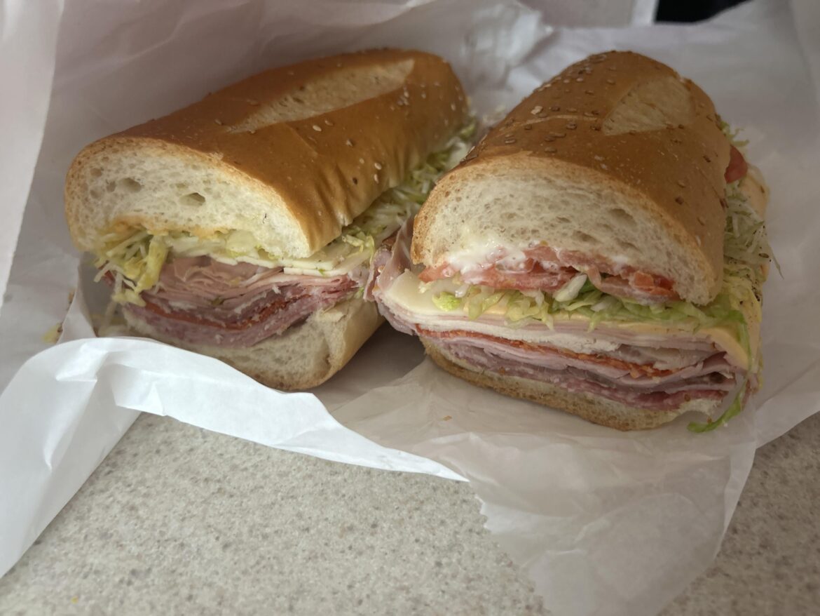 Sal Kris and Charlie’s – Astoria, Queen N.Y. Sal Kris and Charlie’s - Astoria, Queen N.Y.