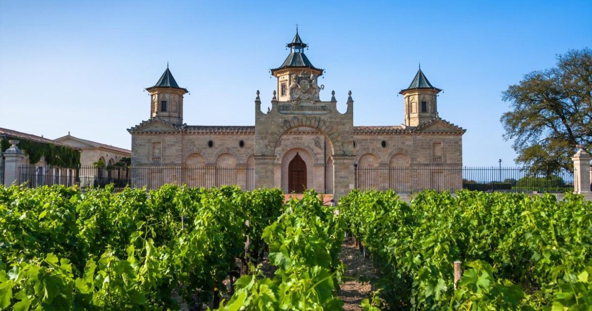 New summer air route from Edinburgh to historic French city New summer air route from Edinburgh to historic French city