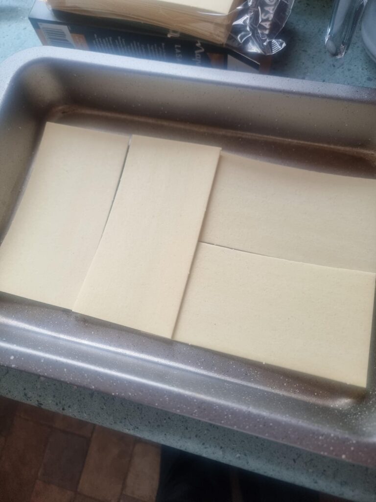 What is the best way to lay the lasagna sheets!??
