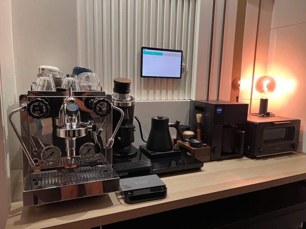 Opinions on my new coffee station might be my endgame setup