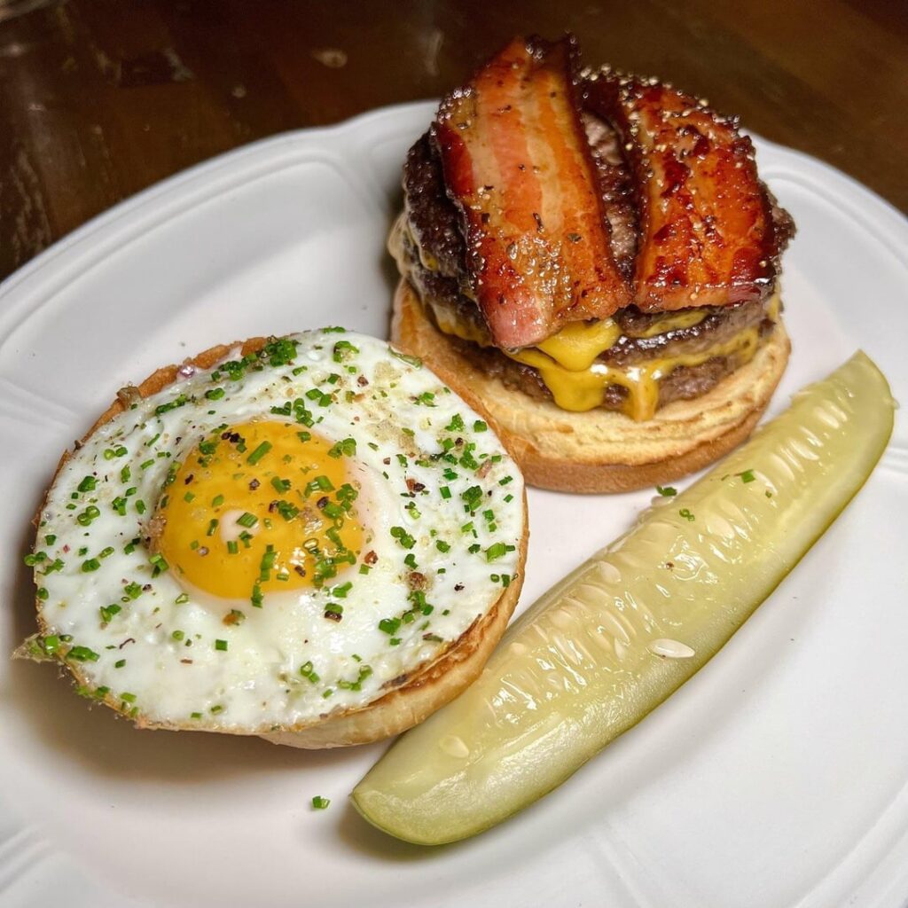 Au Cheval Diner Chicago DID NOT disappoint