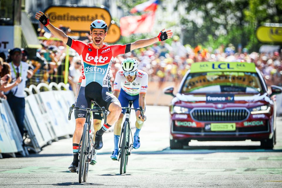 Victor Campenaerts wins stage 18 of the Tour de France.