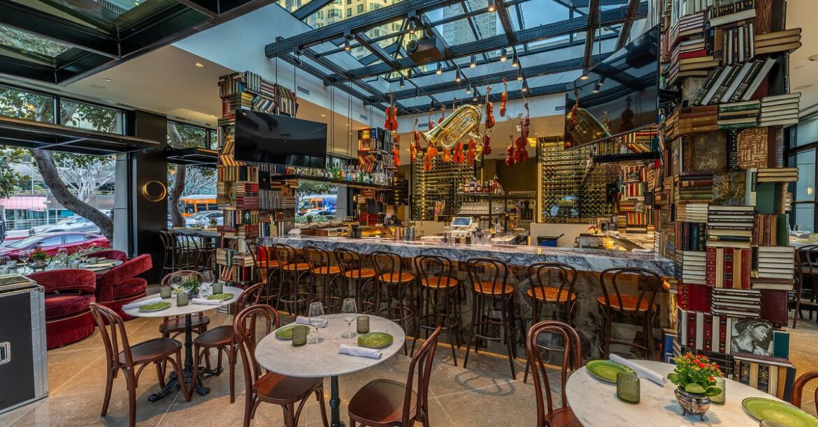 Settecento in Downtown LA Serves Crowd-Pleasing Italian on a Garden Patio