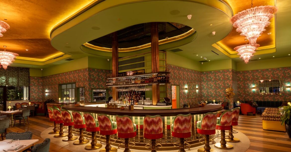 ‘The White Lotus’-Inspired Bar Issi Opens at Thompson Hotel in Palm Springs