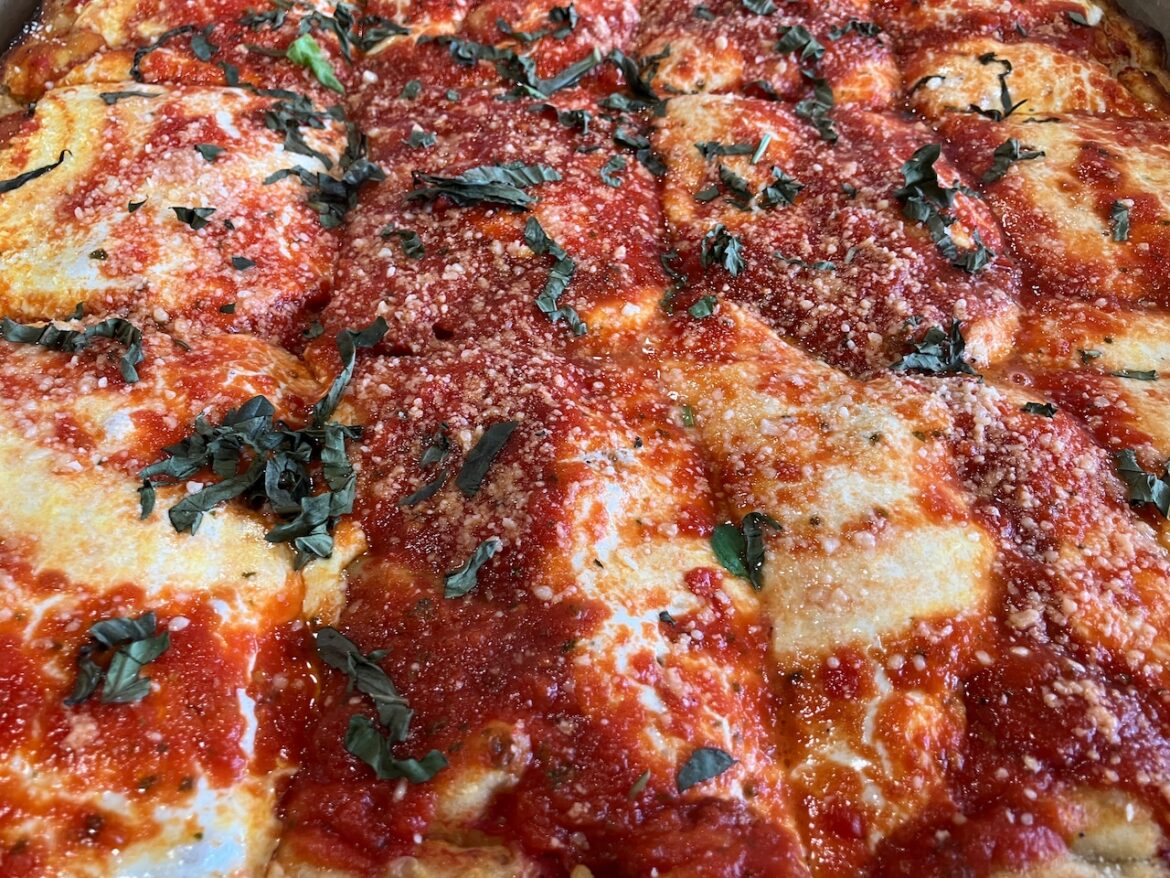 Historic pizzeria named ‘best restaurant’ in Massachusetts Historic pizzeria named ‘best restaurant’ in Massachusetts