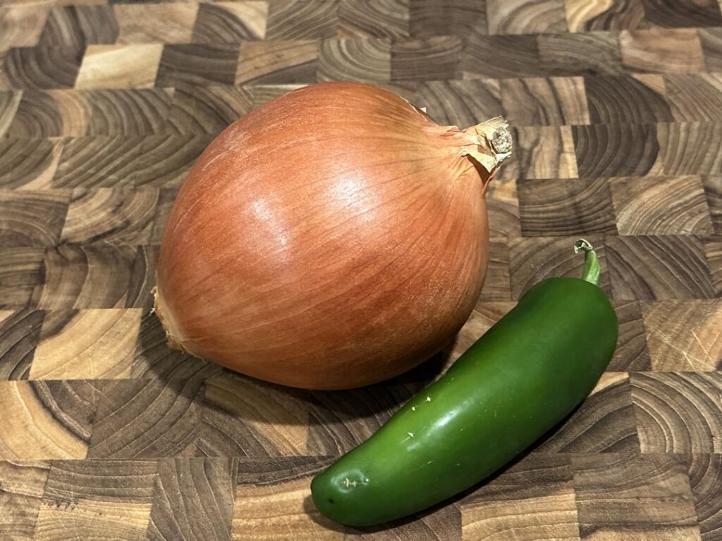 it’s 11:05pm. what would you do if you had an onion right now?