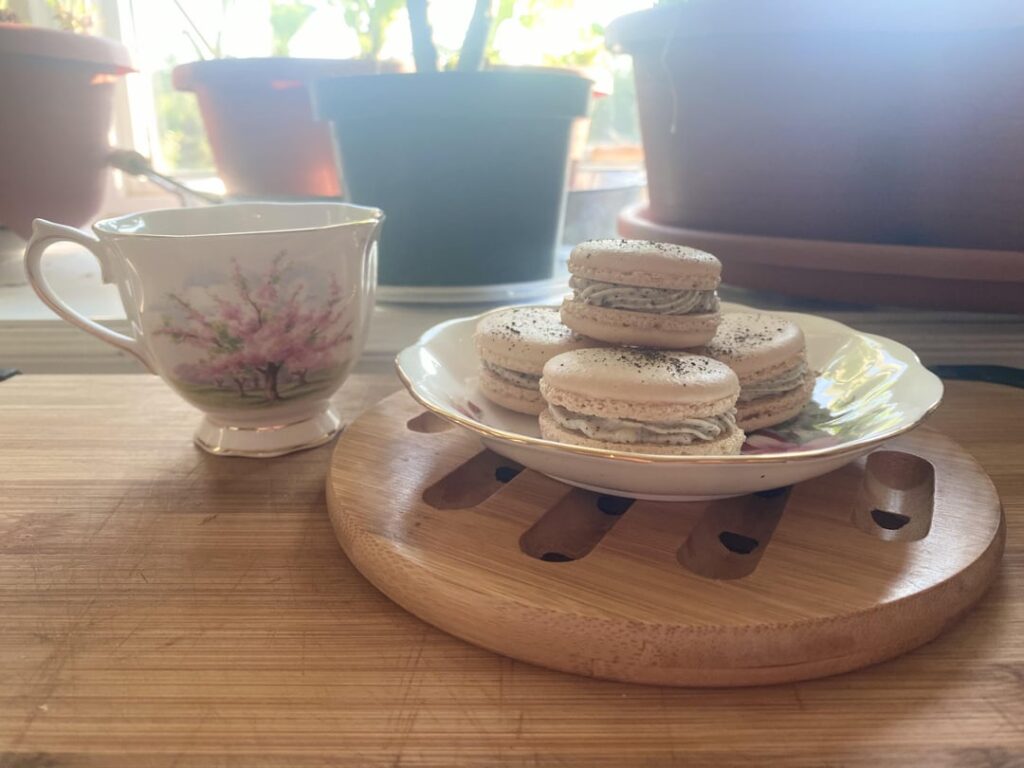 Earl Grey Macarons!