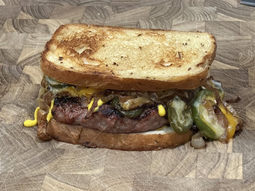 according to google, “patty melt” in german is “patty melt”