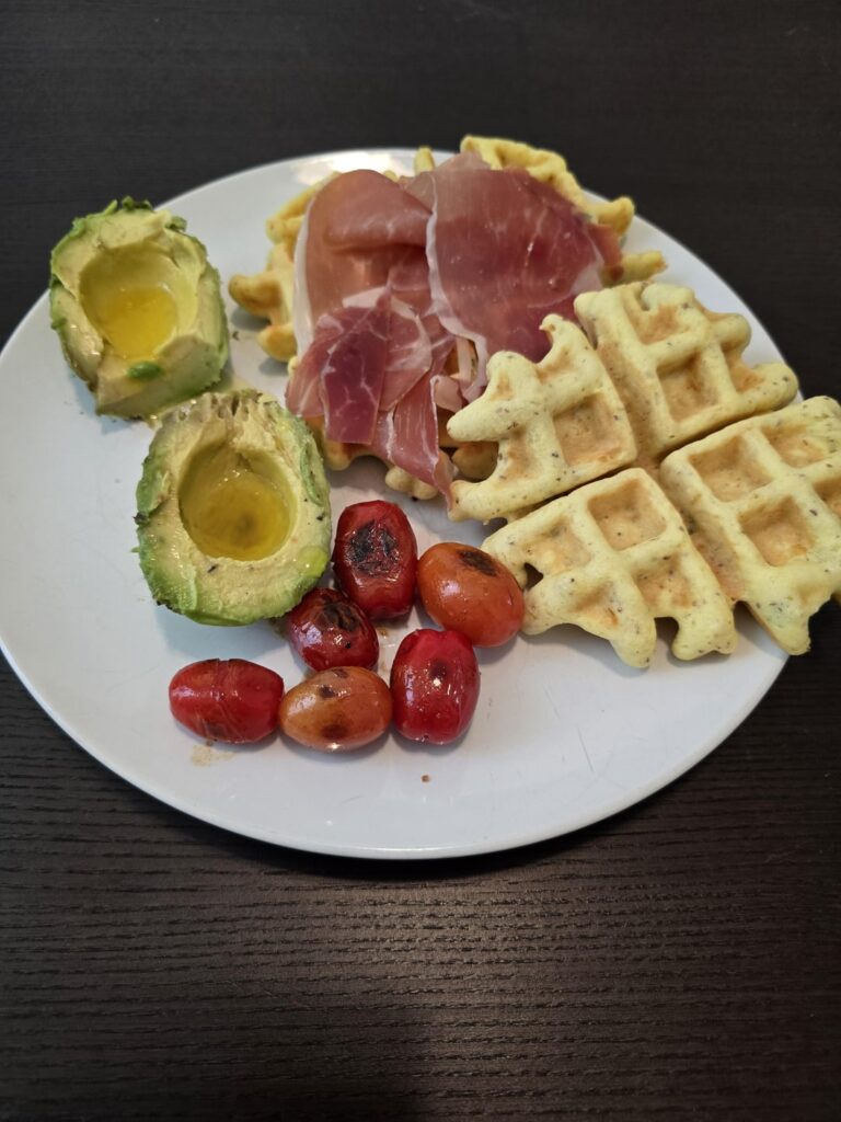 1st Fluffy Chaffle - green onion/garlic