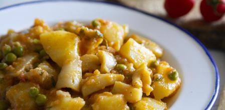 Estofado de sepia y patatas: una receta clásica y riquísima