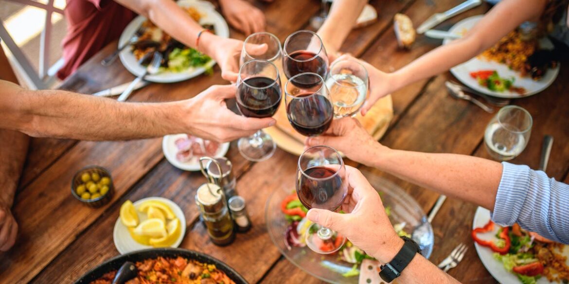 Blue Zones Drink Wine: Is Alcohol Healthy in a Mediterranean Diet?