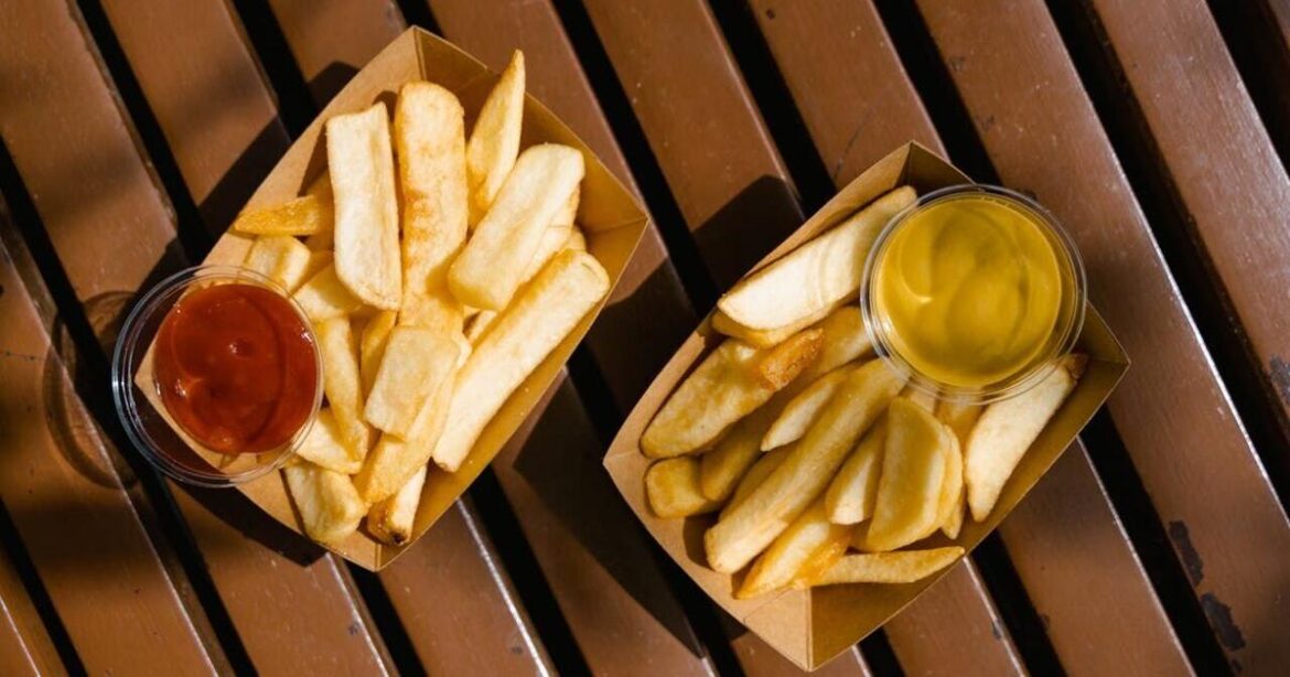 French fries with tartar sauce? America’s strangest sauce pairings | Health French fries with tartar sauce? America’s strangest sauce pairings | Health
