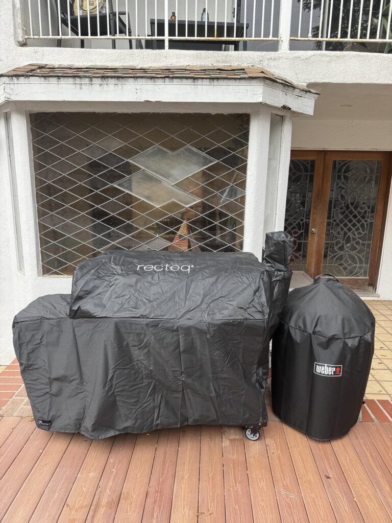 Recteq Flagship 1400XL + Weber Kettle