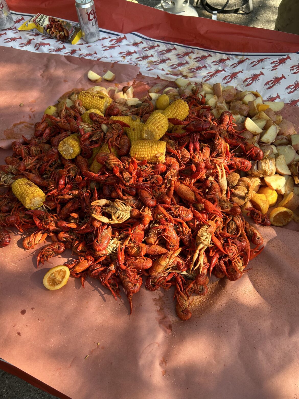 IT’S THE MOST WONDERFUL TIME OF THE YEARRR 🦞