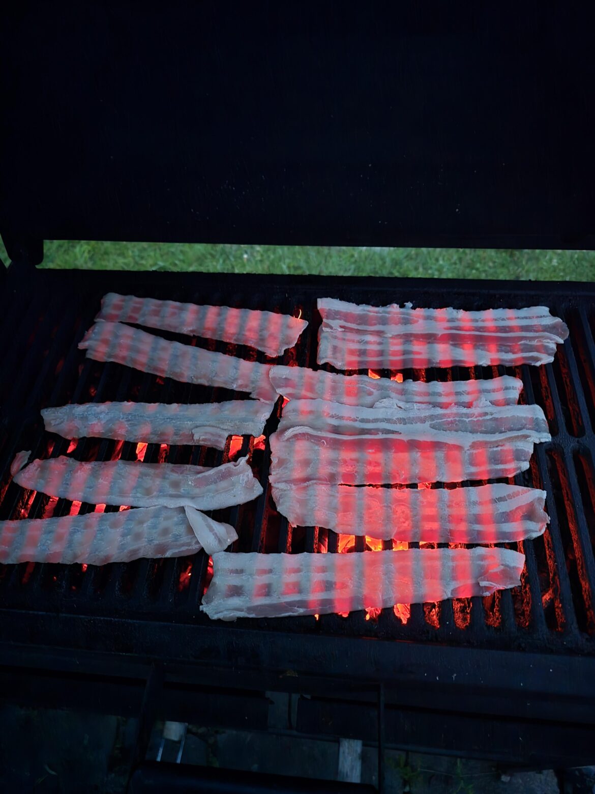 Grilling bacon at night is always a fabulous view 😋