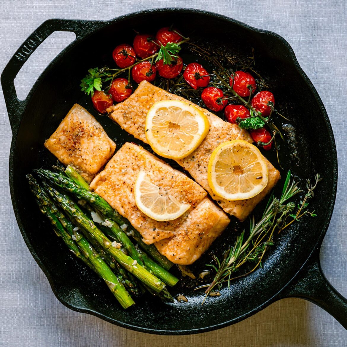 Salmon w/ asparagus and blistered tomatoes