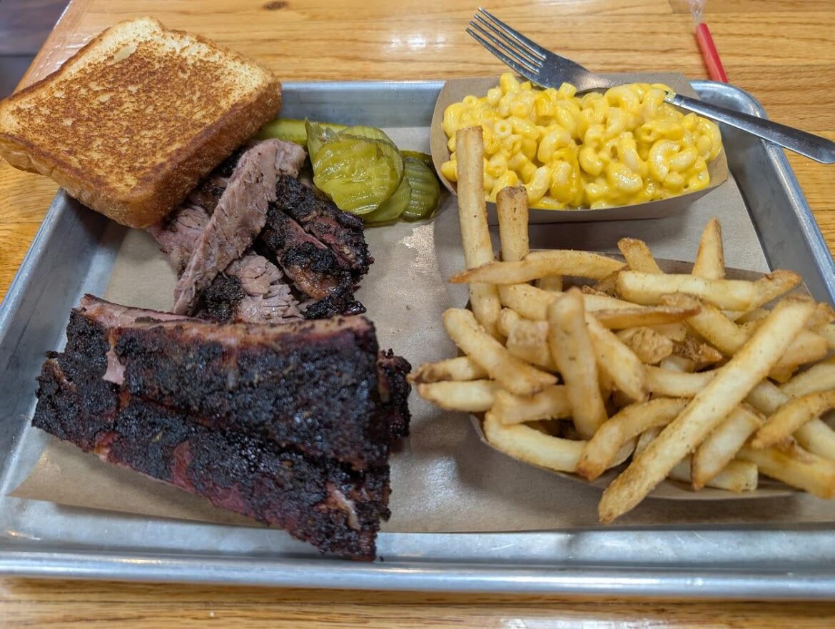 Two Meat Plate at Pok-e-Joe's in Brodie Oaks