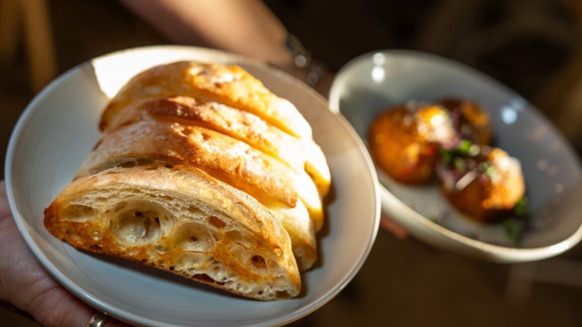 Mamasamas brings authentic Italian cuisine to Neptune Beach, FL Mamasamas brings authentic Italian cuisine to Neptune Beach, FL