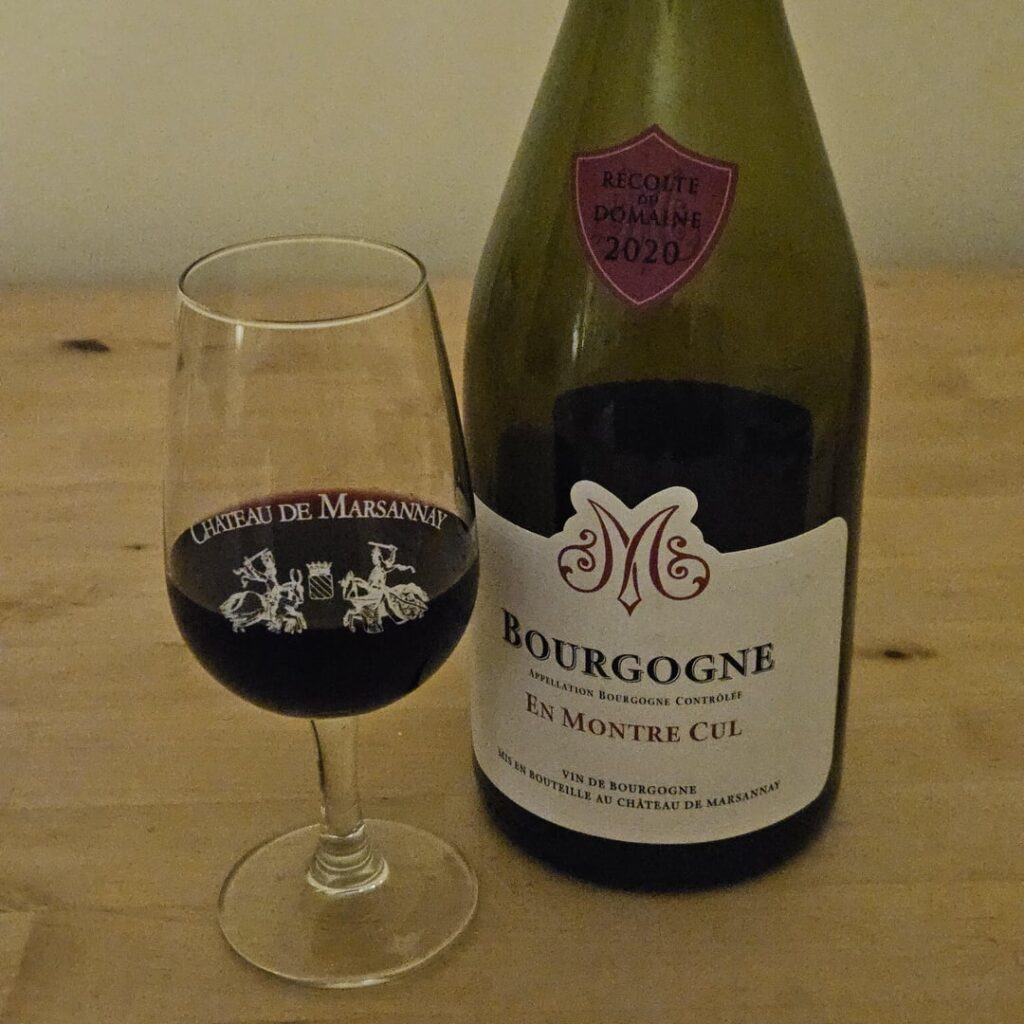 "Show Your Arse" (2020), Chateau de Marsannay