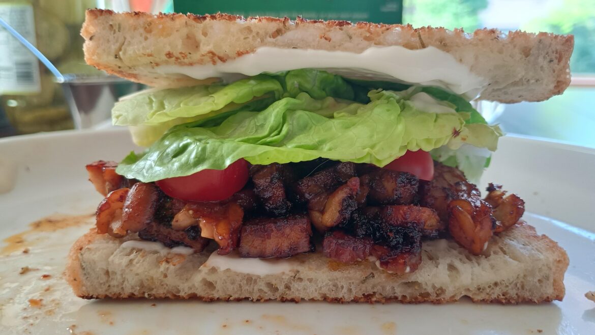 Absolutely nailed last night's tempeh BLT