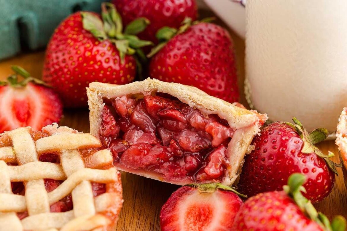 Mini Strawberry Pies