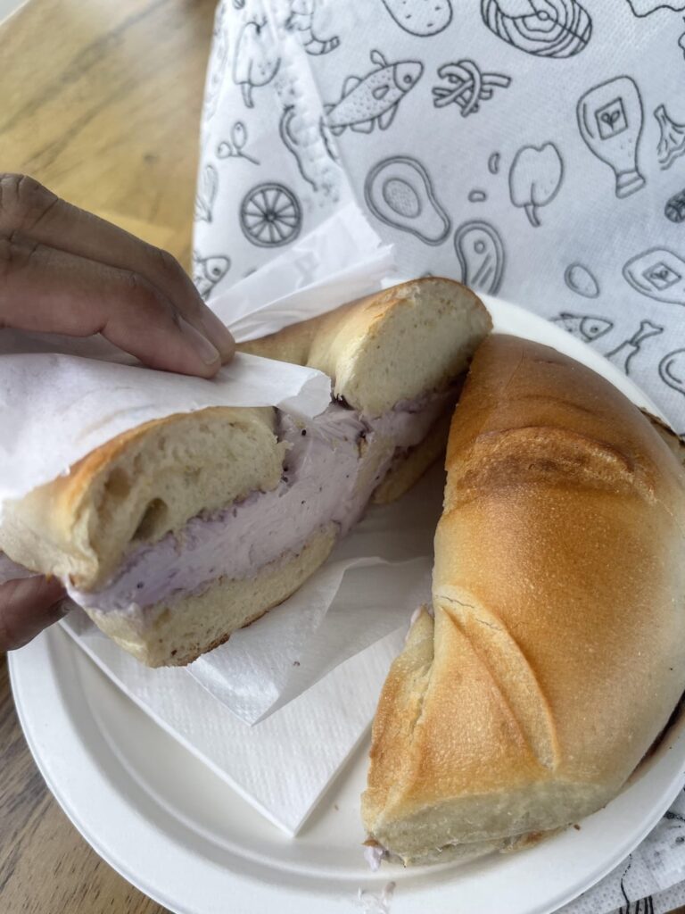 Calories in this ? Plain bagel with blueberry cream cheese