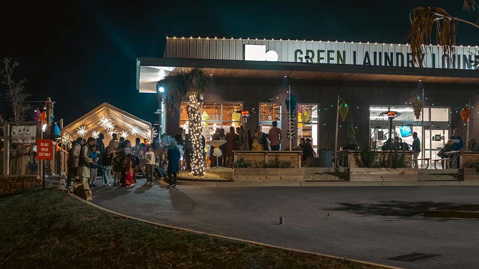 Green Laundry Lounge