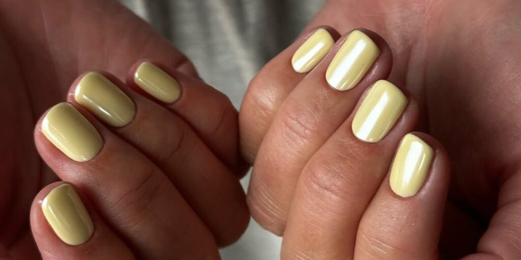 22 Irresistible Glazed Nail Looks for a Manicure You'll Want to Eat