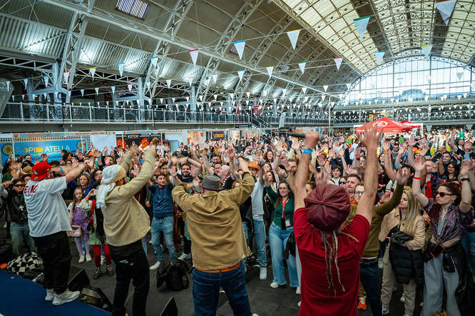 Crowd of people enjoying the music at SicilyFEST